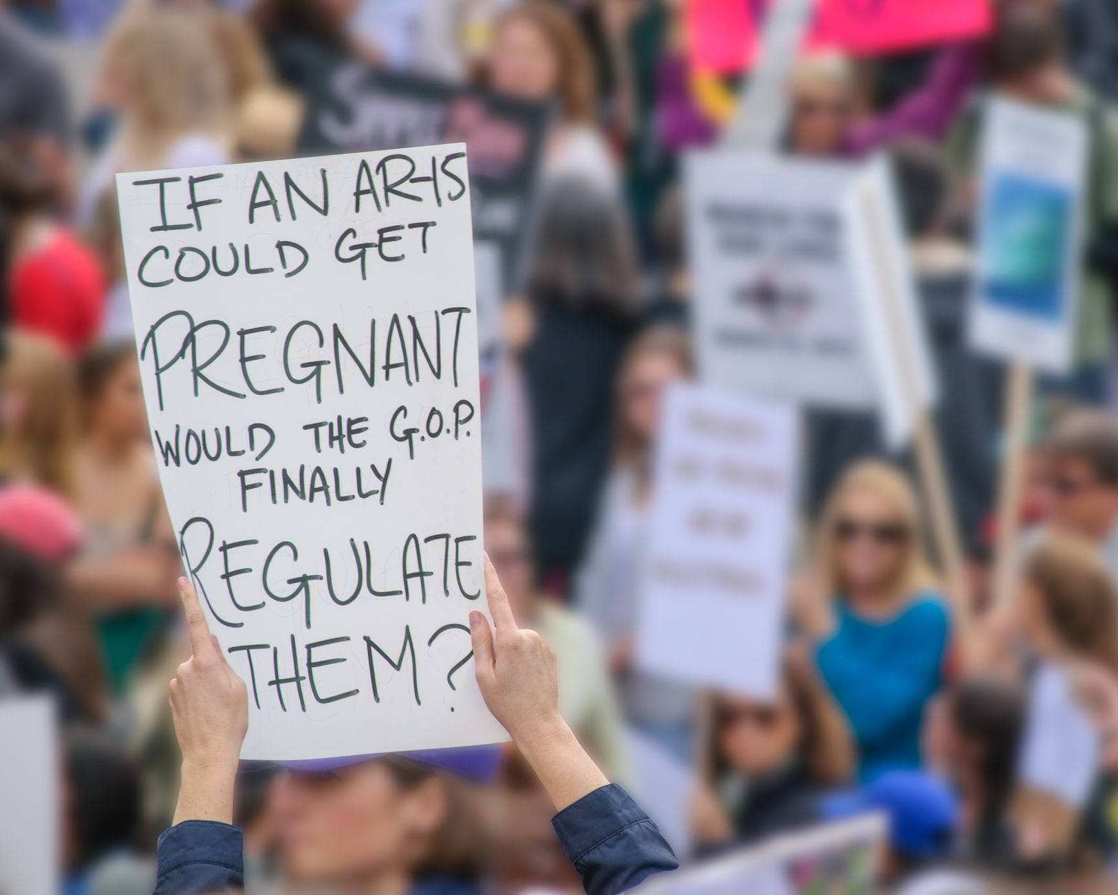 GOP midterms defense